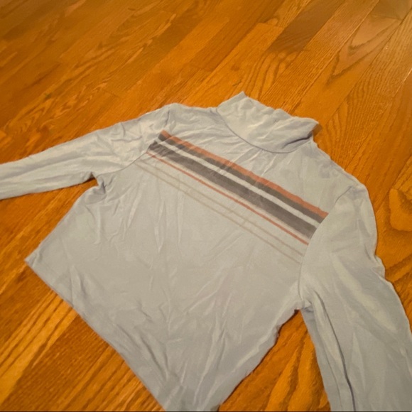 Don’t Ask Why Cropped Long Sleeve - Picture 2 of 3